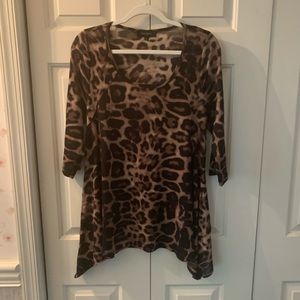 Karen Kane leopard print 1X tunic top